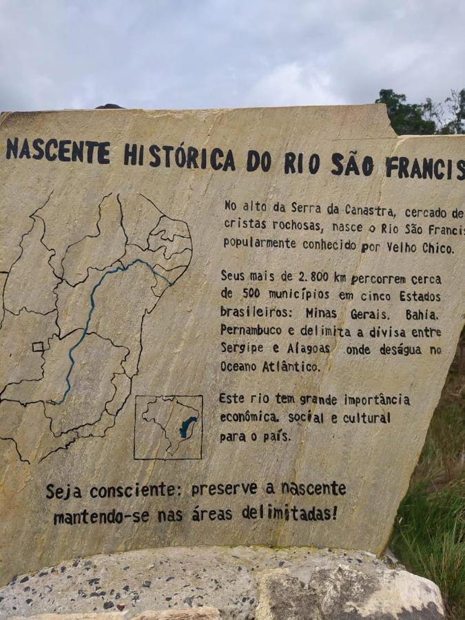 Pousada Nascente Do Sao Francisco Vargem Bonita Exterior photo